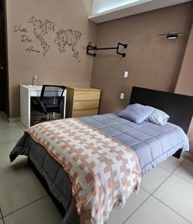 Cuautitlan Izcalli Apartment | A07 SUITE WHITE para 1 a 2 personas, Especialistas en CORTAS, MEDIANAS Y LARGAS ESTANCIAS en IZCALLI TEPOTZOTLAN perfecto para Familias, Turistas, Contratistas, Estudiantes, Empresas A sólo 5 min Izcalli 5 min Esmeralda 20 min Satélite 25 min AIFA