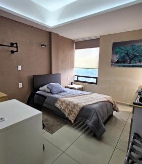 Cuautitlan Izcalli Apartment | A07 SUITE WHITE para 1 a 2 personas, Especialistas en CORTAS, MEDIANAS Y LARGAS ESTANCIAS en IZCALLI TEPOTZOTLAN perfecto para Familias, Turistas, Contratistas, Estudiantes, Empresas A sólo 5 min Izcalli 5 min Esmeralda 20 min Satélite 25 min AIFA