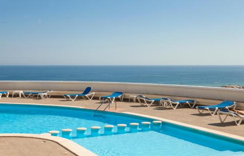 Porto de Mos Apartment | A08 - Magnolia Sea View Apartment
