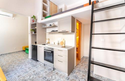 Piraeus Apartment | A1 Porto Living