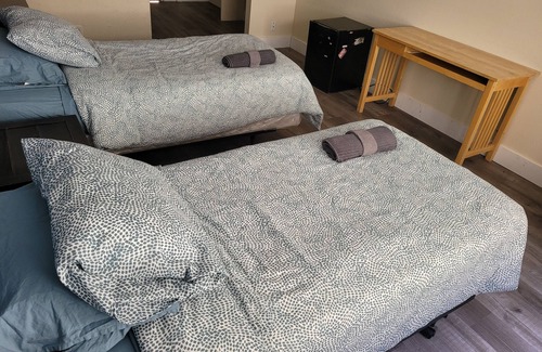 Pico - Robertson Hotel | (A10) Charming Double Bed Hotel Style