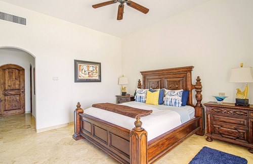 Buzzards Condo | A103 Oceanview 2BD Condo with the Pool and Fitness Center Access
