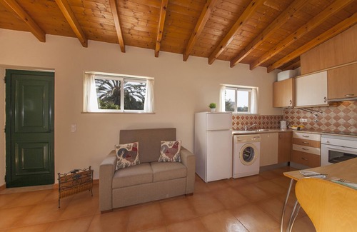 Ameijeira Apartment | A14 - Cozy Torraltinha Apartment