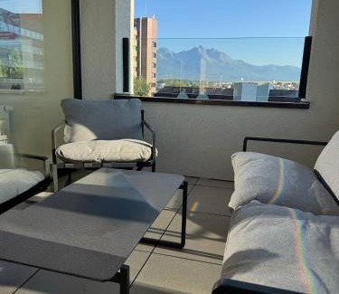 Poprad Apartment | A2 Severna Luxury Apartment, Near High Tatras & Slovak Paradise, City Center, Self Check-In, Free Parking