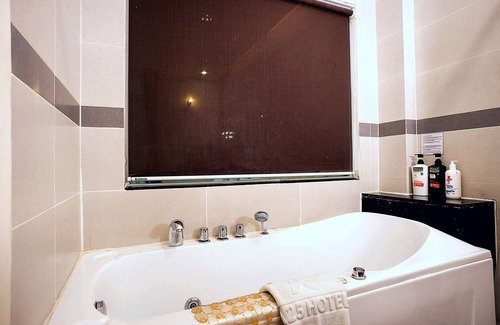 Nguyen Thai Binh Hotel | A25 Hotel - 75 Le Thi Hong Gam