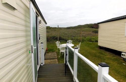 East Runton House | A34 The Gap