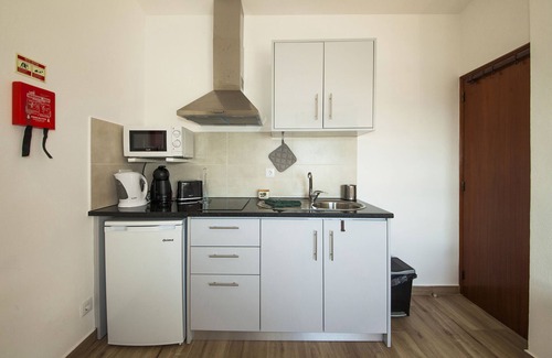 Lagos City Center Apartment | A38 - Rising Sun Top-Floor Flat