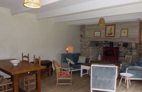 Pouldreuzic House | A5202-RESTORED BRETON HOUSE WITH 600M² GARDEN!