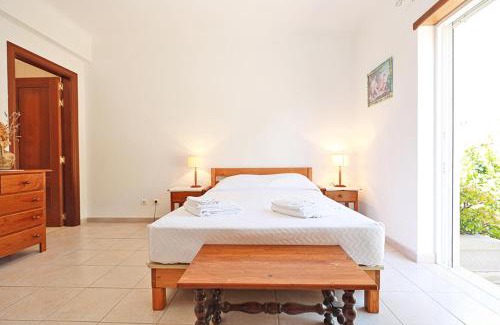 Ameijeira House | A66 - Pedra Alcada Stays Bedroom