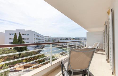 Telheiro Apartment | A69 - Felicidade Marina Apartment