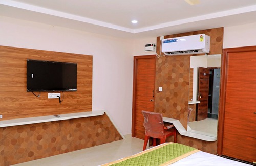 Tirupati Hotel | AA Residency