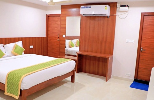 Tirupati Hotel | AA Residency
