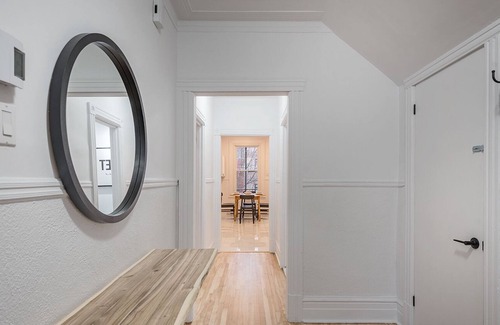 Hochelaga-Maisonneuve Apartment | AAA location -BRIGHT and NEW Condo next to Olympic Stadium