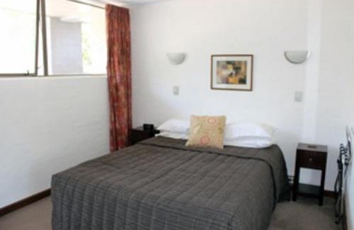 Mana Hotel | AAA Mana Motel