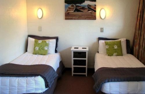 Mana Hotel | AAA Mana Motel