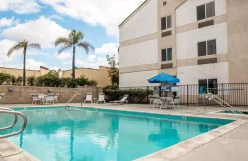 Otay Mesa House | AAAmazing San Diego! Suite just for you/yours!