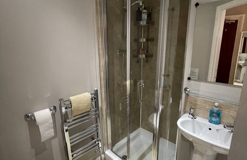 Whitley Bay House | Aabba Guest House
