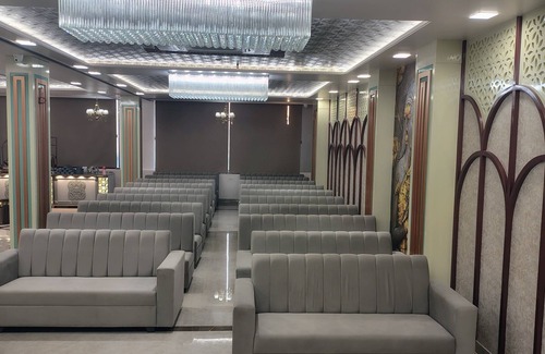 Gorakhpur Hotel | Aaditri Inn