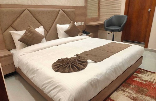 Gorakhpur Hotel | Aaditri Inn