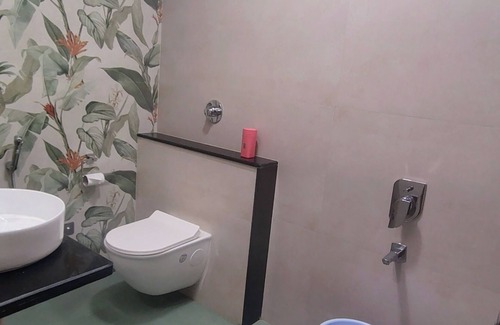 Gorakhpur Hotel | Aaditri Inn