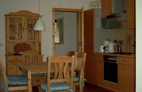 Ostseebad Wustrow Apartment | Aalhaus Wustrow apartment to the courtyard 900m to the beach