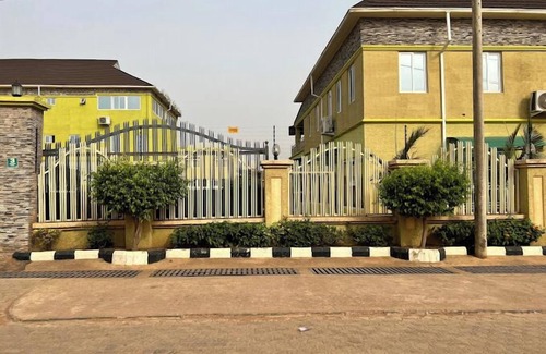 Abuja Hotel | Aaliyah Royale Hotel