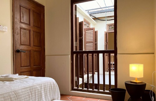 Historic George Town House | Aayu Stewart