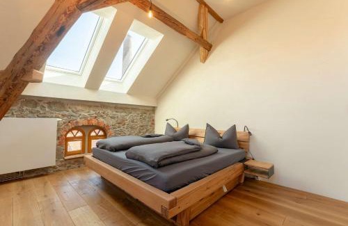 Buhlau Apartment | Ab 1 Pers HexenburgbeiDresden 2-geschossige Galeriewohnung mit Whirlpool, Balkon, Kamin - Nähe Sächsische Schweiz Dresden