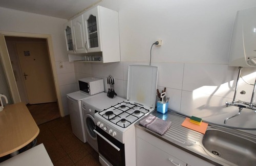 Seelberg Apartment | AB Apartment 42 near Cannstatter Wasen
