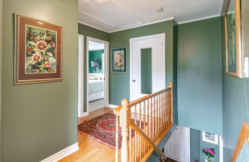 Historic Old Town Bed & Breakfast | Abacot Hall Bed & Breakfast
