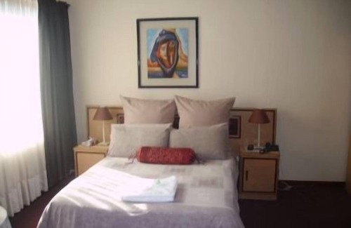 Ekurhuleni House | Abacus Guest House