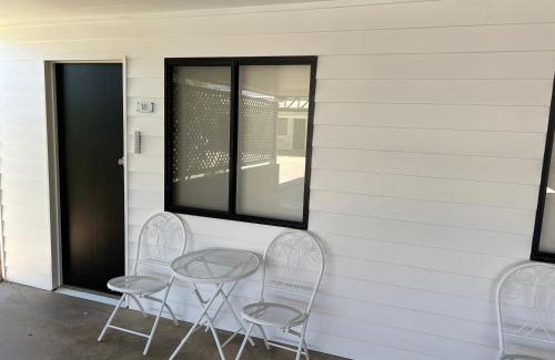 Longreach Hotel | Abajaz Motor Inn