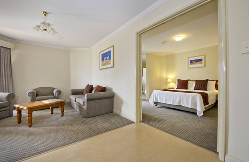 Broadwater Hotel | Abbey Beach Resort