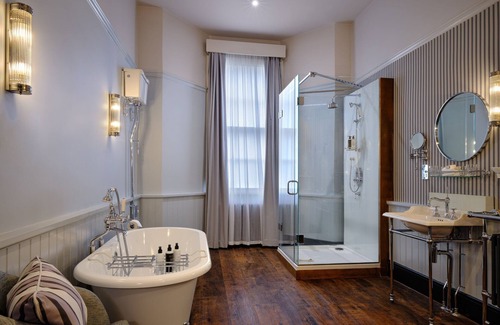 Bath City Centre Hotel | Abbey Hotel Bath, A Tribute Portfolio Hotel