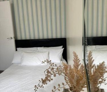 Abbey Wood Apartment | Abbey Wood Luxurious Flat.