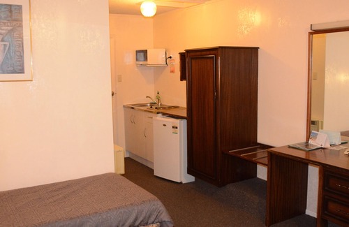Lower Hutt Hotel | Abbeycourt Motel