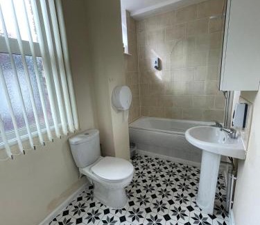 Liverpool House | Abbeyfield Guesthouse