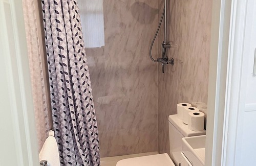 Liverpool House | Abbeyfield Guesthouse