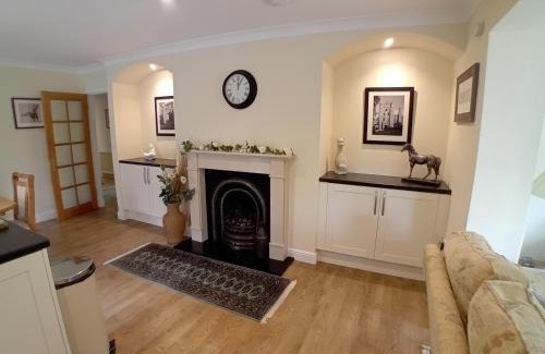 Kelso House | Abbeyside Cottage