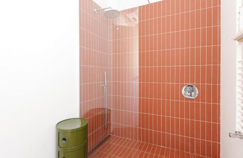 Stadera Apartment | Abbiategrasso M2 Green Apartment with Balconies