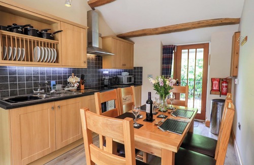Penny Bridge Cottage | Abbots Reading Mews 1