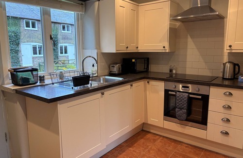 Higher Bockhampton Cottage | Abbotsea - Dog Friendly cosy cottage for two