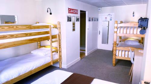 Brive-la-Gaillarde Hotel | Abelha Hôtel Le France