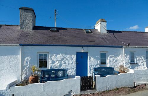 Garn Fadryn House | Aberdaron Cottage 2 Bryn Chwilog