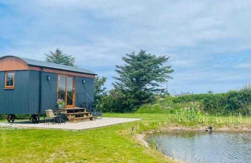 Garn Fadryn House | Aberdaron Shepherd Huts