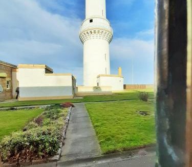 Central Aberdeen House | Aberdeen Lighthouse Cottages - coastal, dolphins