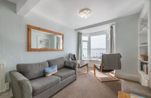 Aberdovey Apartment | Aberdyfi Sea View Apartment