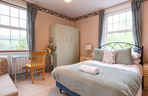 Machynlleth House | Aberhiriaeth Hall in Machynlleth
