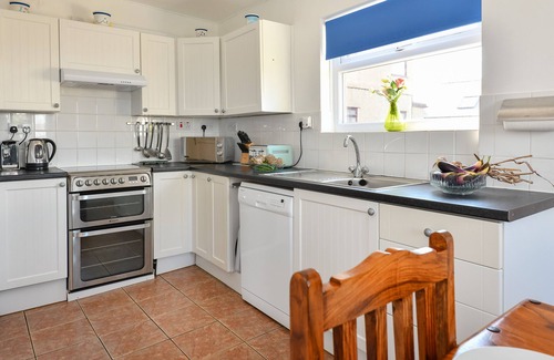 Bwlchtocyn House | Abersoch Farmhouse - Five Bedroom House, Sleeps 8