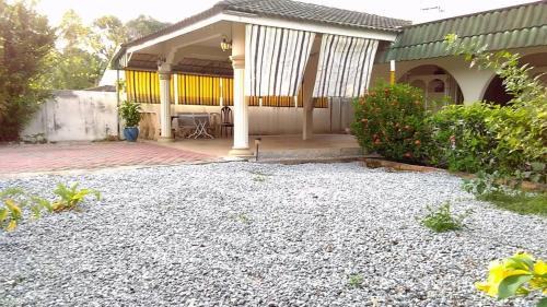 Kota Bharu House | AbgZul Homestay